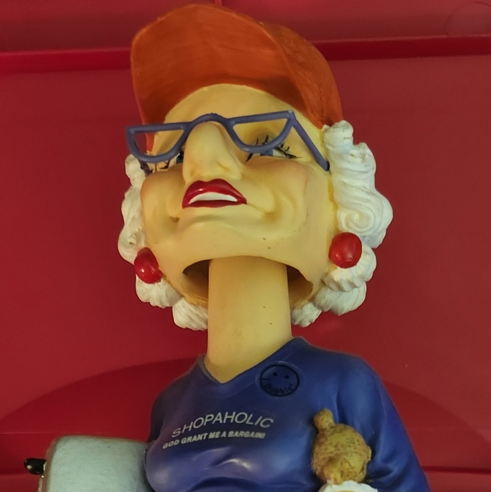 2004 Goddess of Garage sales bobble head